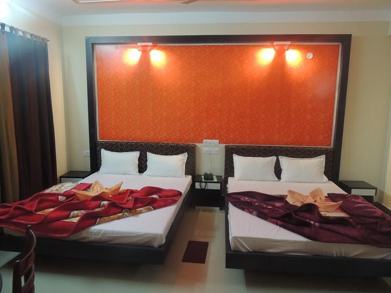 Swagatam International Hotell Tarapith Eksteriør bilde