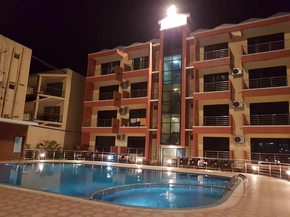 Swagatam International Hotell Tarapith Eksteriør bilde