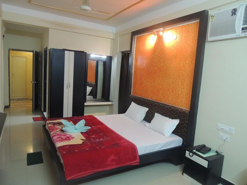 Swagatam International Hotell Tarapith Eksteriør bilde