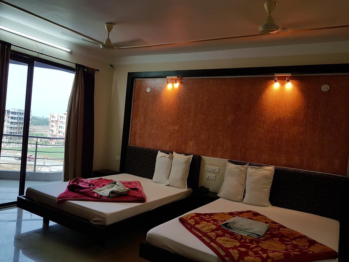 Swagatam International Hotell Tarapith Eksteriør bilde